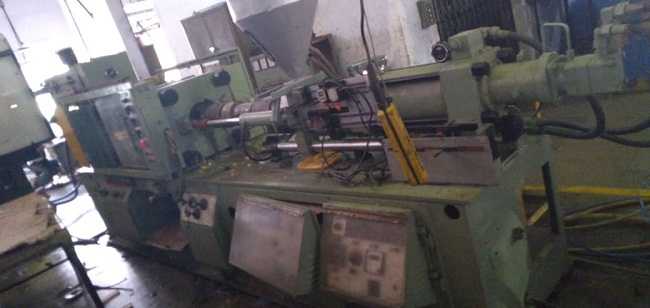 Injection Moulding Machine -1
